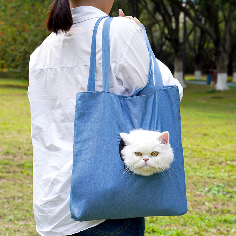 Pet shoulder bag with exposed head